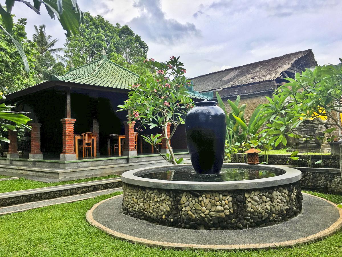 Wana Ukir Ubud Hotel Exterior photo