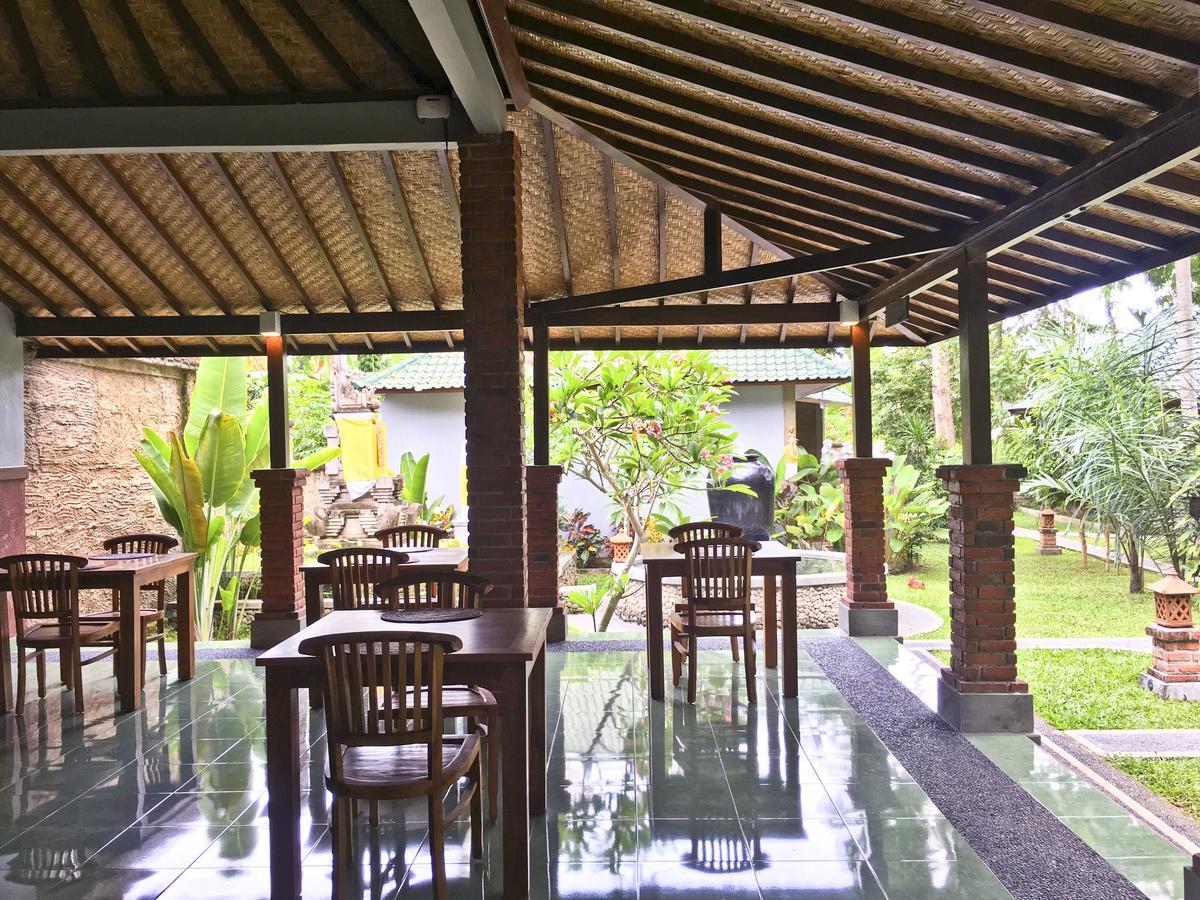 Wana Ukir Ubud Hotel Exterior photo