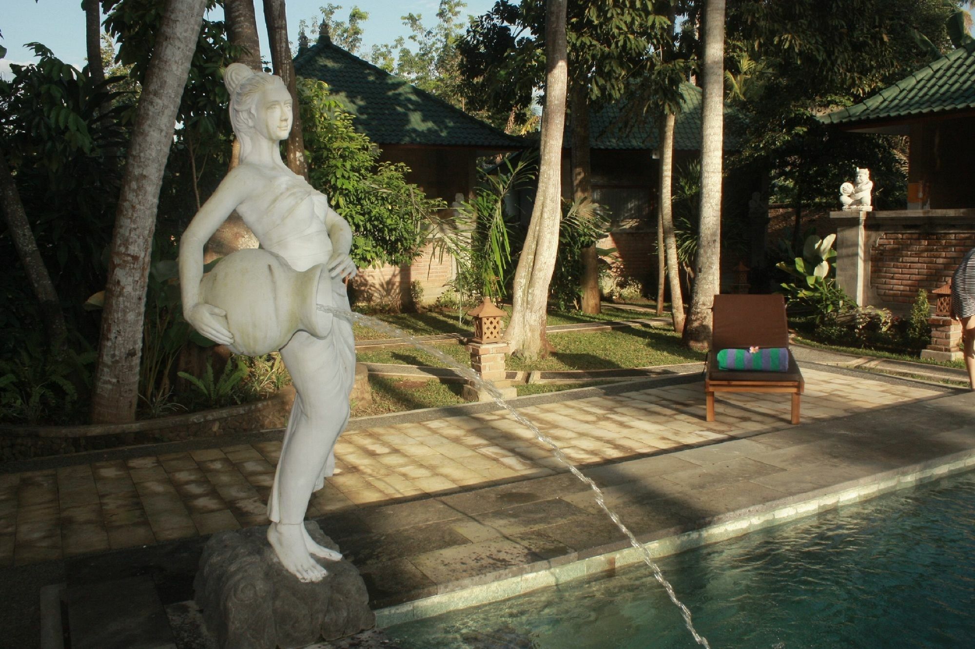 Wana Ukir Ubud Hotel Exterior photo